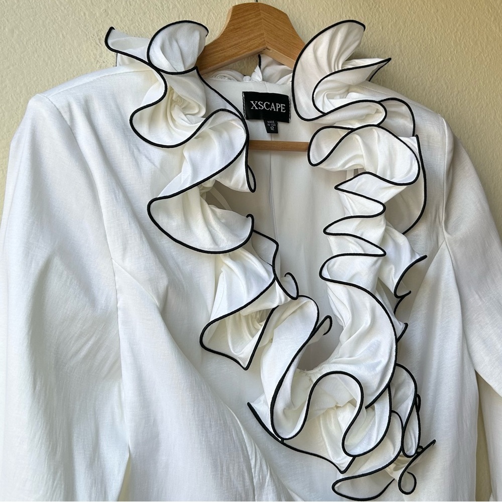 XSCAPE White Black Ruffled Formal Blouse Sz 12 - Picture 4 of 14